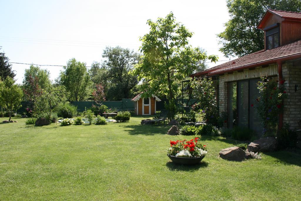 Malomdulo Farmhaz Pilisborosjeno